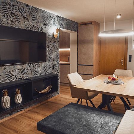 Gaestehaus Poell 메이른호픈 외부 사진