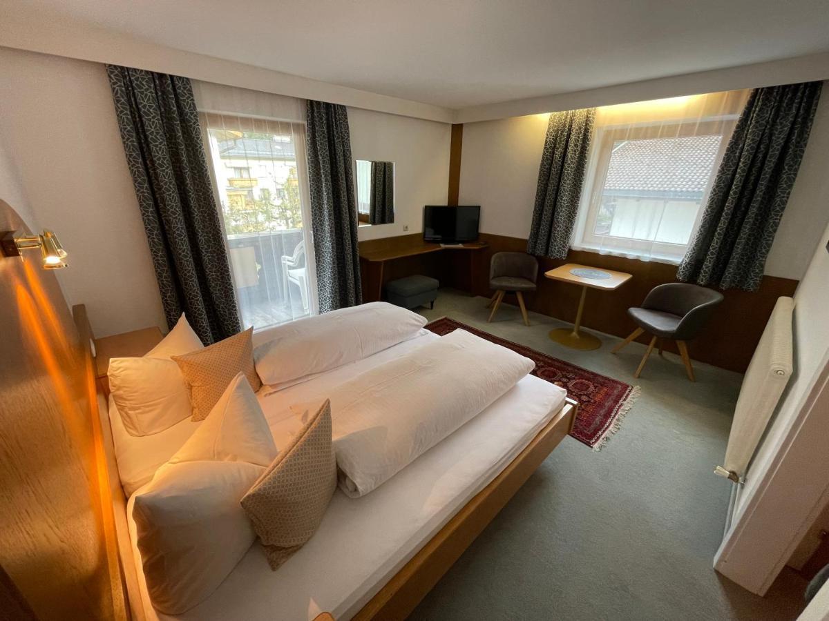 Gaestehaus Poell 메이른호픈 외부 사진