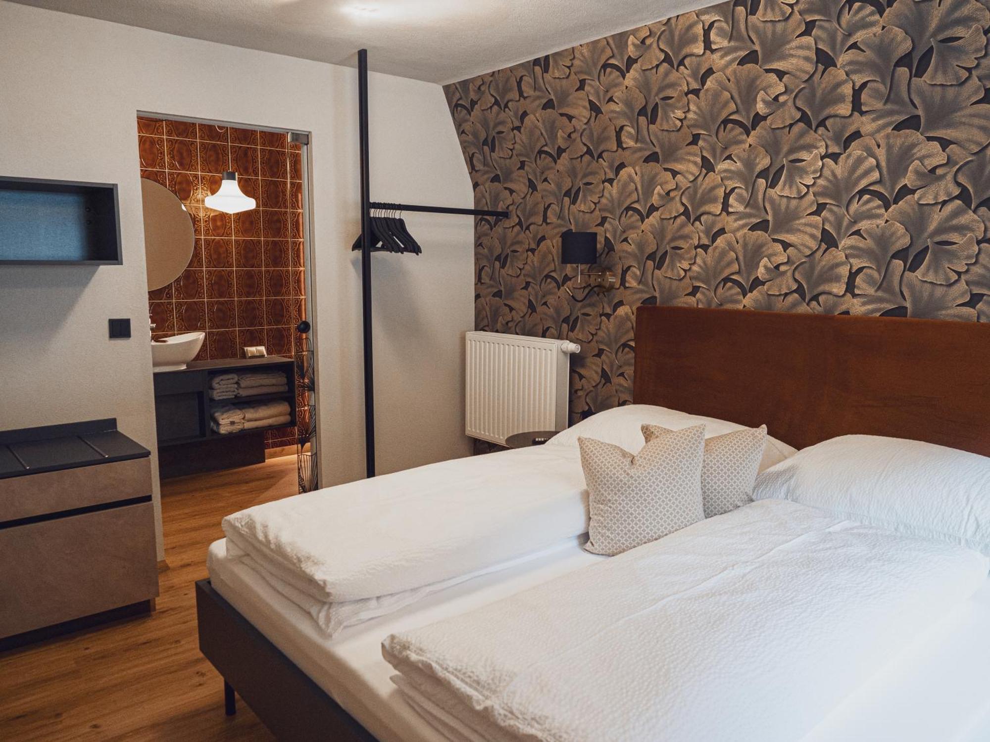 Gaestehaus Poell 메이른호픈 외부 사진